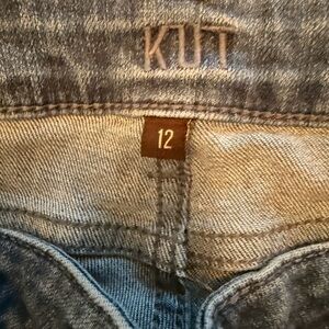 Kut from the Kloth Women's Blue Straight Leg Jeans